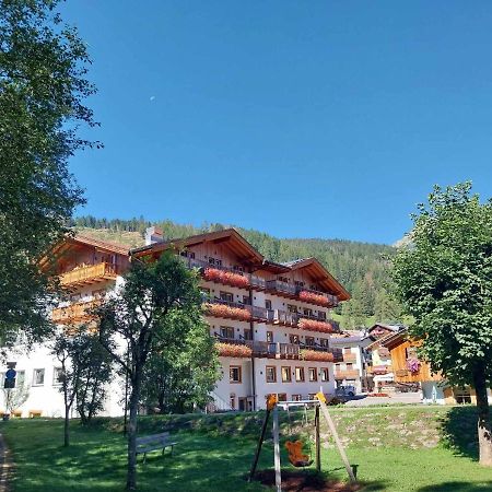 Park Hotel Avisio Soraga Buitenkant foto