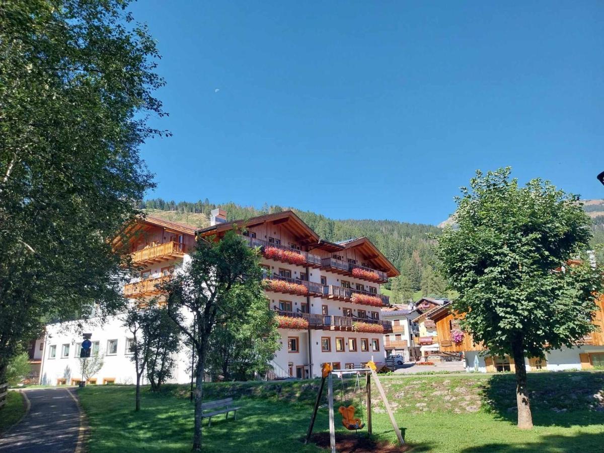 Park Hotel Avisio Soraga Buitenkant foto