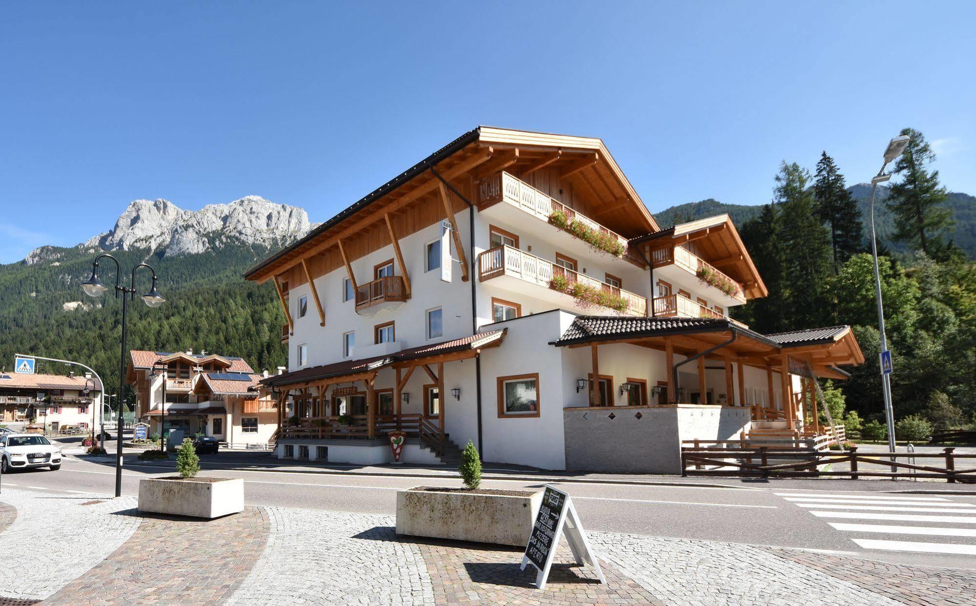 Park Hotel Avisio Soraga Buitenkant foto